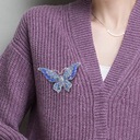 Broszka z motylem z kryształkami dla kobiet Wykwintny kryształowy skrzydlaty niebieski Rodzaj Inny