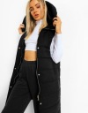 ЧЕРНЫЙ УТЕПЛЕННЫЙ ЖИЛЕТ С ДЛИННЫМ СТЕГАНЫМ КАПЮШОНОМ BOOHOO S