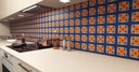 Dekory na stenu nad doskou v kuchyni keramické dlaždice s kvetom - Fargo Kód výrobcu FLOR ARABE 10X10