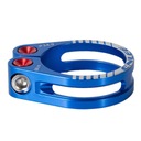 Зажим седла-адаптера для подседельного штыря велосипеда синего цвета