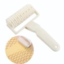 Ролик для нарезания и прокалывания теста.