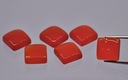Karneol kabošon štvorec 7,8x7,8 mm Farba pomaranče a červeň