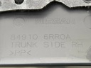 NISSAN ROGUE 2021 ПРАВА СТОРОНА НИЖНІЙ ПАНЕЛЬ БАРДАЧКА КОЛЕСА ЗАПАСНОГО  (17491041069) фото min 7