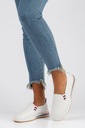 Женские кожаные туфли белые FILIPPO 3510 Спортивные весенние слипоны 40
