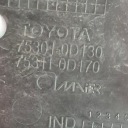 INSIGNE LOGO EMBLÈME GRILLE DE RADIATEUR TOYOTA YARIS III 1.5 HYBRID LIFT 75301-0D130photo 9