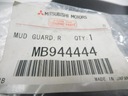 GUARDABARROS DERECHA PARTE TRASERA MITSUBISHI DELICA L400 CON MB944444 