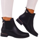 ЧЕРНЫЕ ЖЕНСКИЕ БОТИНКИ ИЗ КОЖИ НА ПЛОСКОЙ ПЛАТНОЙ ПЛАТЕ