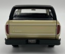 Ford Bronco (жесткий верх) 1978 1:24 Motormax 79373 бежевый/коричневый