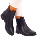 Черные женские зимние ботинки изолировали ботинки Jodhpur