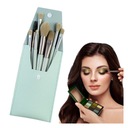 Набор кистей для макияжа из 8 шт. в футляре.