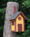 Domek dla ptaków - budka lęgowa .Drewniany. Typ budka lęgowa (karmnik)