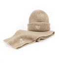 Мягкий, теплый комплект из шапки и шарфа коричневого цвета.