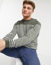 Pletený pruhovaný sveter vo farbe khaki DEFEKT S Veľkosť S