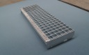 РЕШЕТКА МЕТАЛЛИЧЕСКАЯ СТУПЕНИ WEMA TREPY 1000х270 30х2