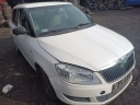 SKODA FABIA 2 II РЕСТАЙЛ 10-14 КРИШКА БАГАЖНИКА ЗАДНЯ ЗАД БАГАЖНИКА КОД ЛАКУ 1026  (16786154657) фото min 11
