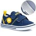 Детские кроссовки на подкладке. легкая кожа Axim