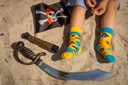 Farebné detské ponožky SPOXSOX Piráti Kids 27-30 Dominujúca farba viacfarebná