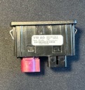 ВХІД АДАПТЕР ПРИВОД ГНІЗДО USB AUX-IN VOLKSWAGEN GOLF 5G0035222F  (1080116531) фото min 2