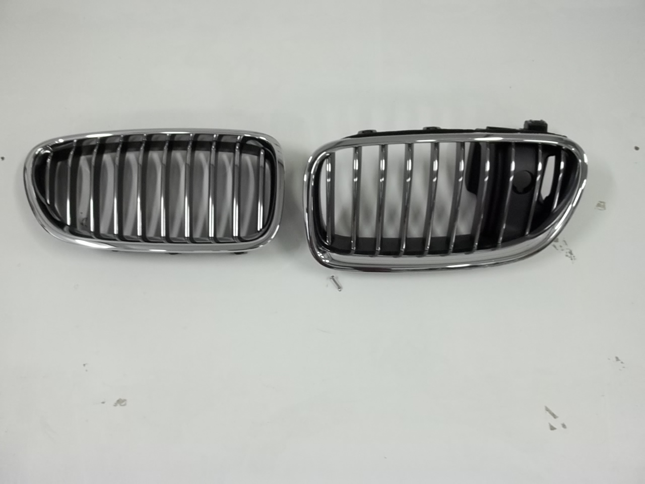 BMW 5 G61 Kühlergrill FRONTGRILL Kühlergitter - Thumbnail 1