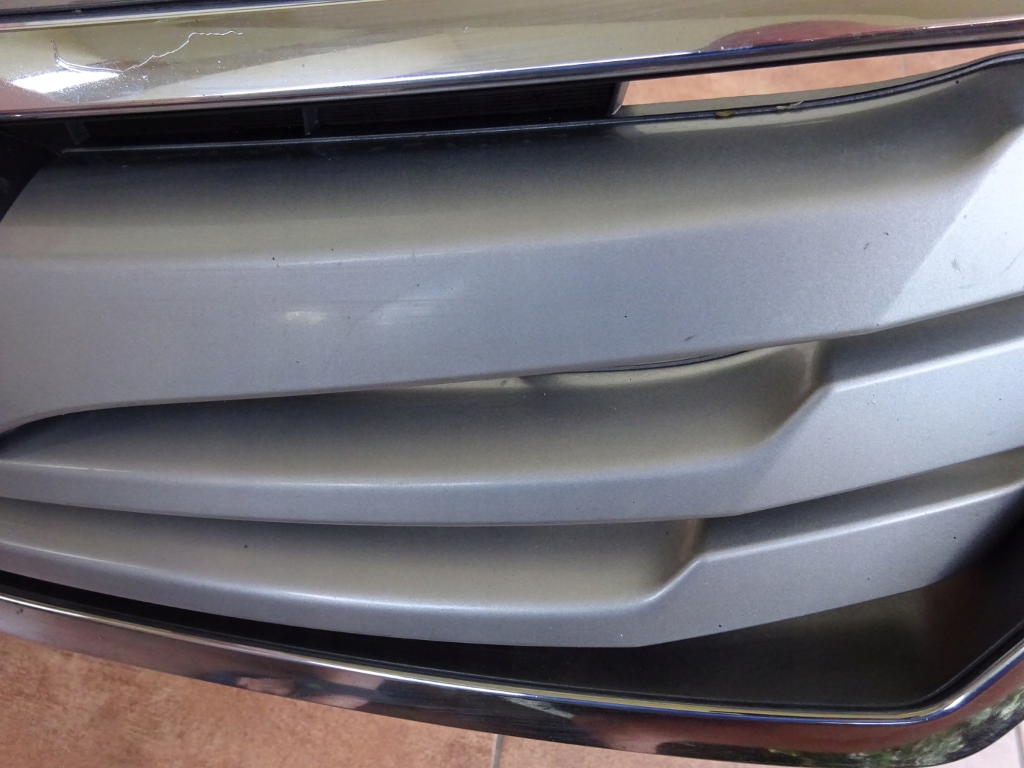 Subaru Outback BM Kühlergrill FRONTGRILL Kühlergitter 91121AJ020 - Thumbnail 9
