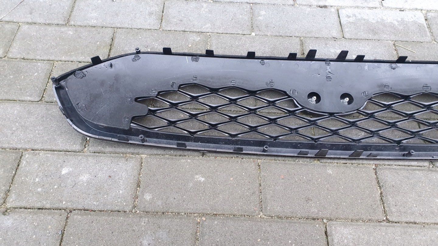 Ford Ka III KAF Mk3 Kühlergrill FRONTGRILL Kühlergitter - Thumbnail 4