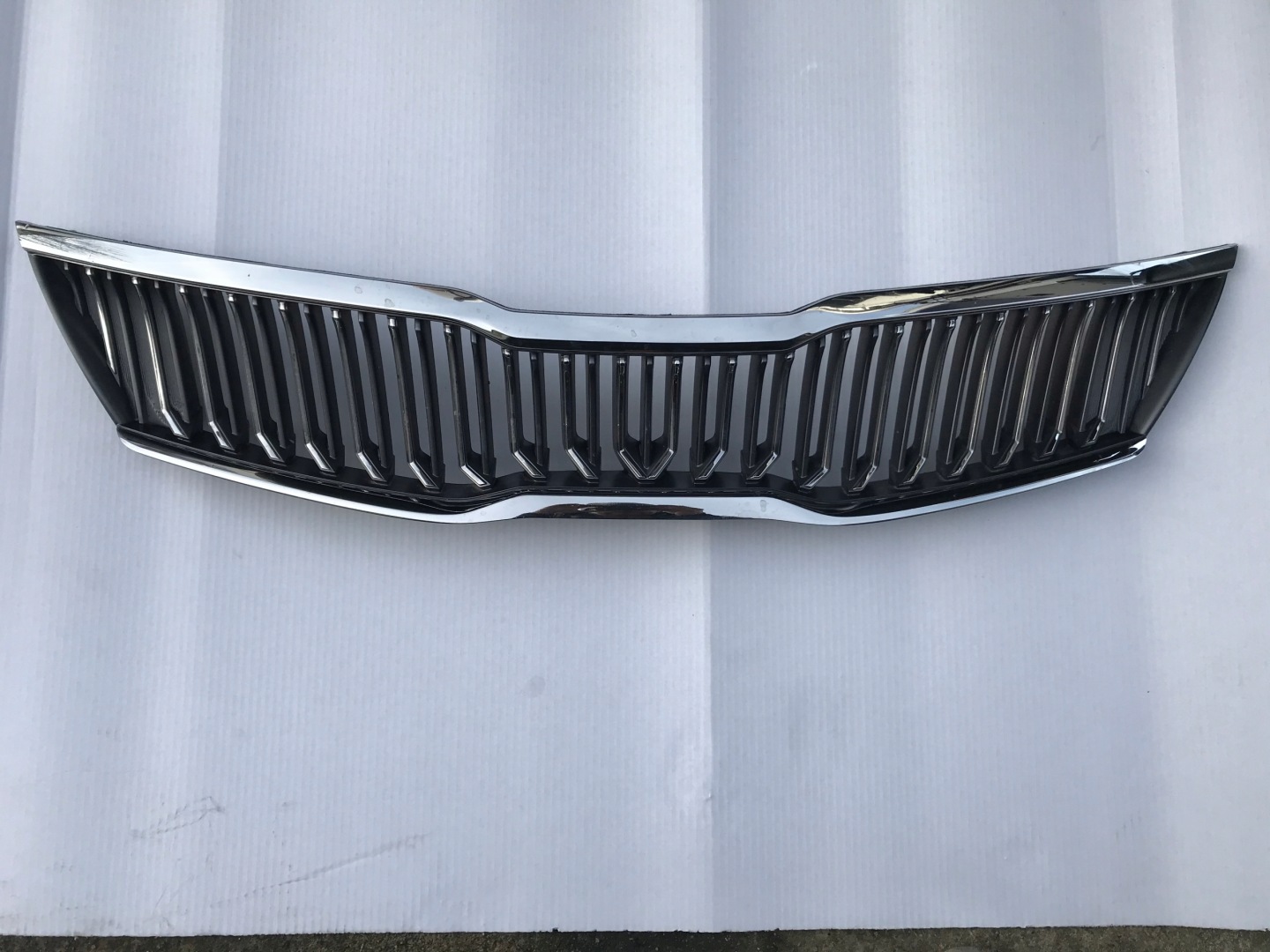 Kia Optima JF Kühlergrill FRONTGRILL Kühlergitter 4500KIA215 - Thumbnail 1