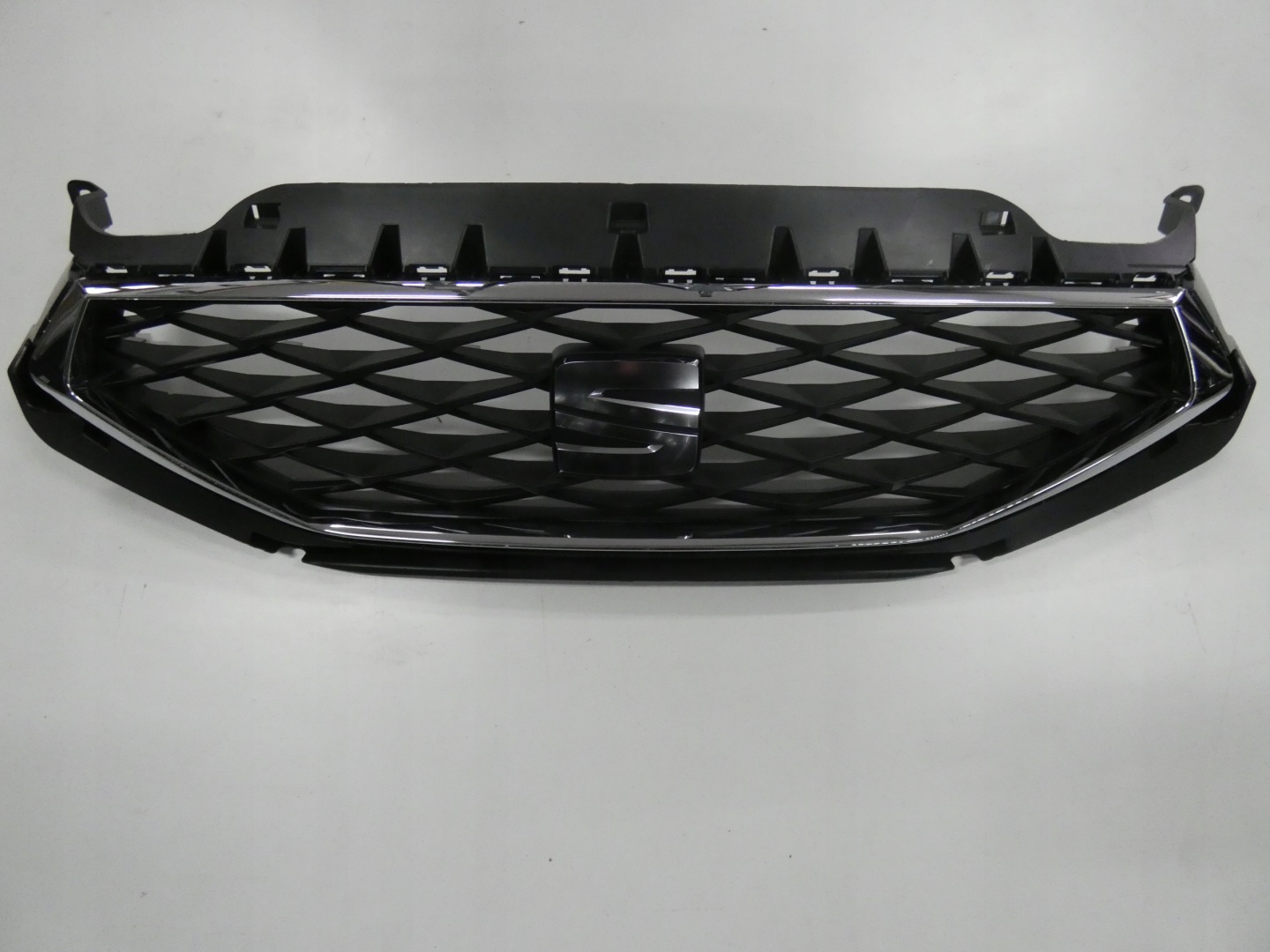 SEAT Leon IV 5F Kühlergrill FRONTGRILL Kühlergitter 5FA853651G - Thumbnail 1