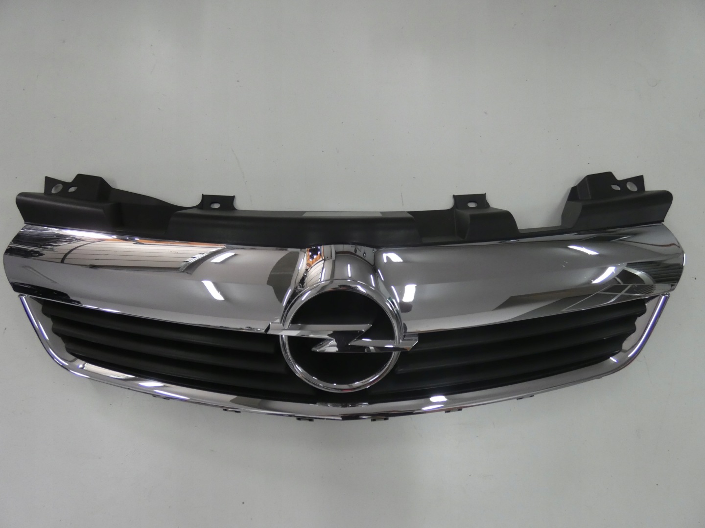 Opel Zafira Kühlergrill FRONTGRILL Kühlergitter - Thumbnail 1