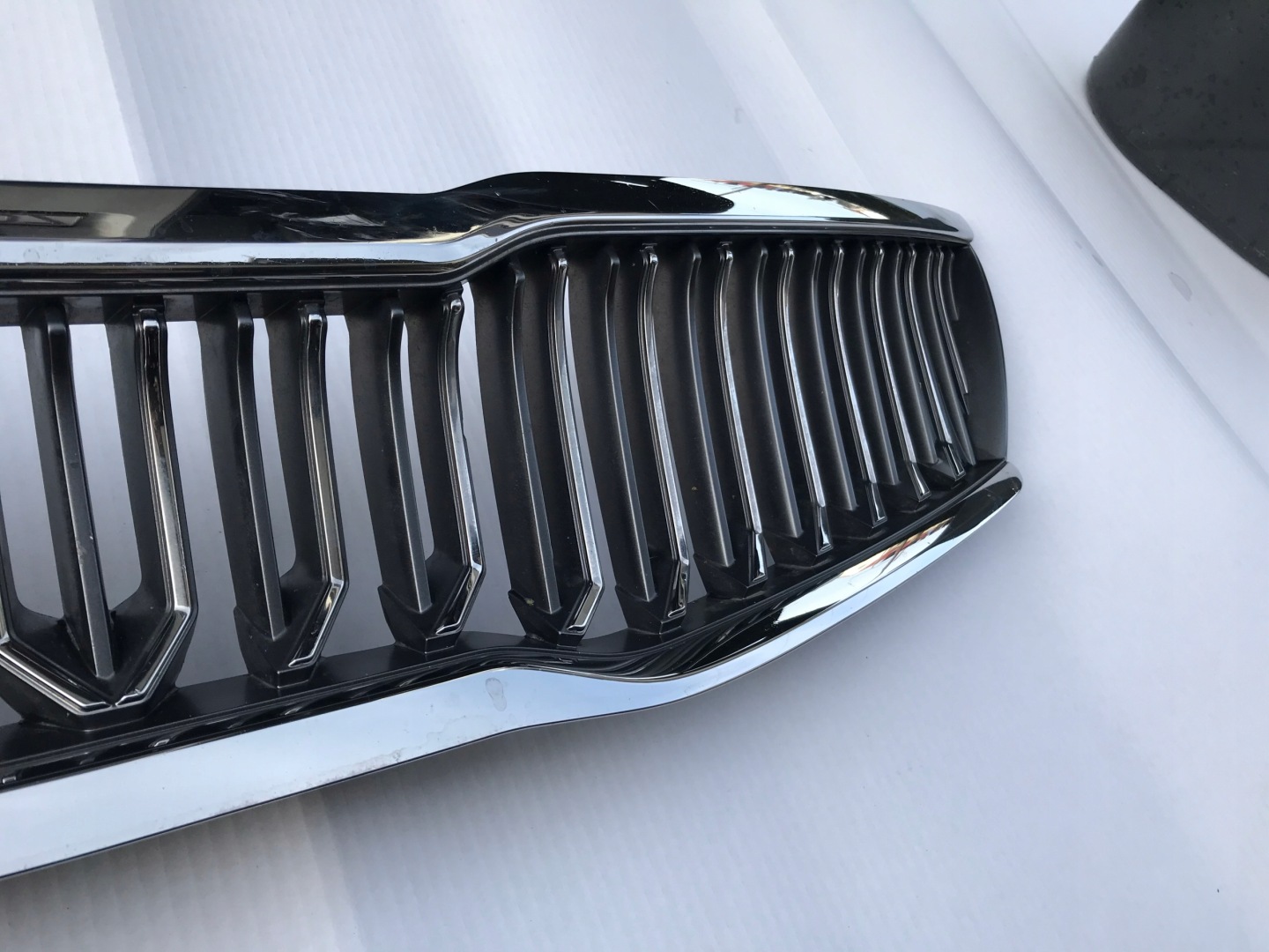 Kia Optima JF Kühlergrill FRONTGRILL Kühlergitter 4500KIA215 - Thumbnail 4