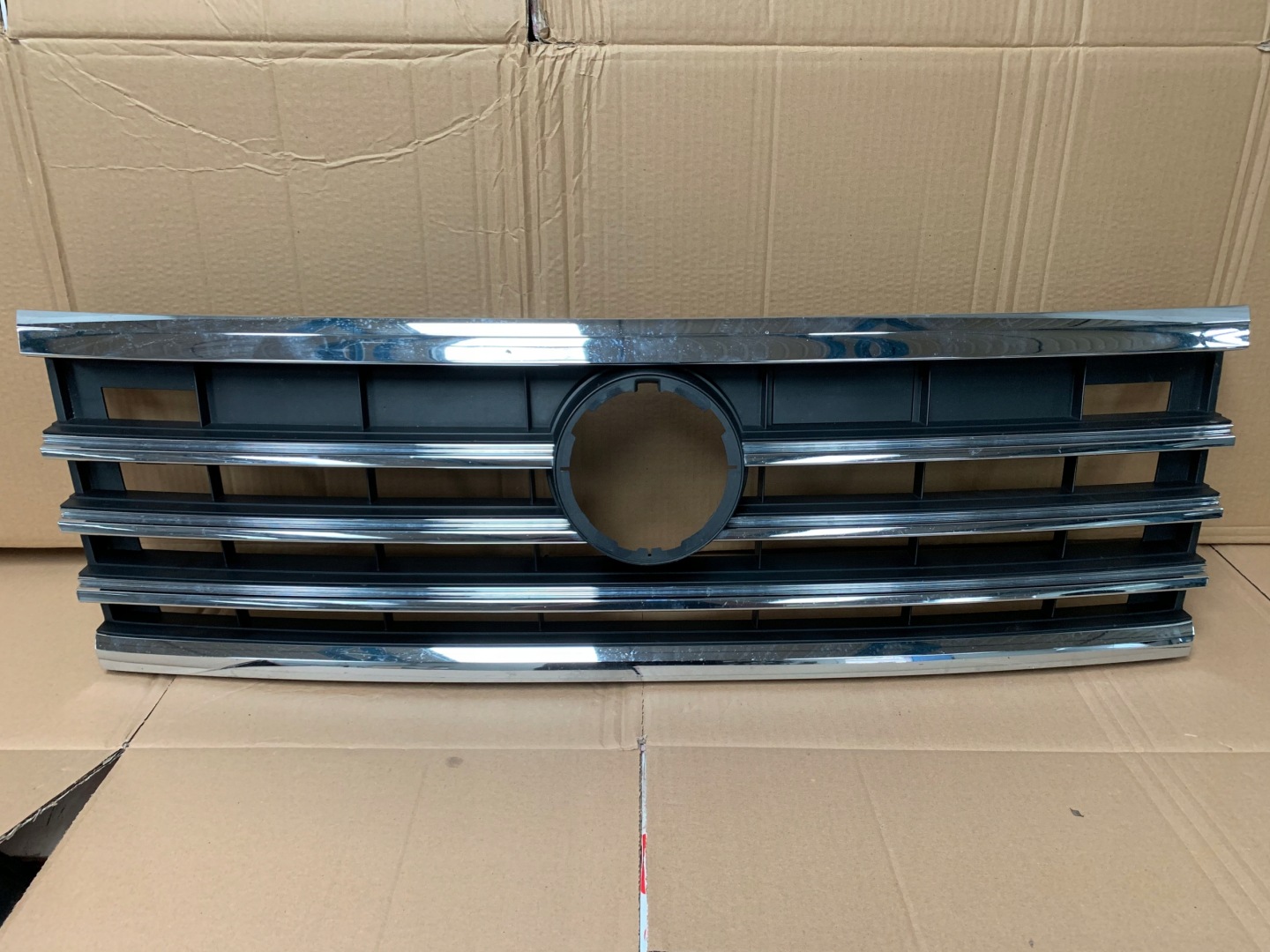 VW Touareg I Kühlergrill FRONTGRILL Kühlergitter - Thumbnail 1