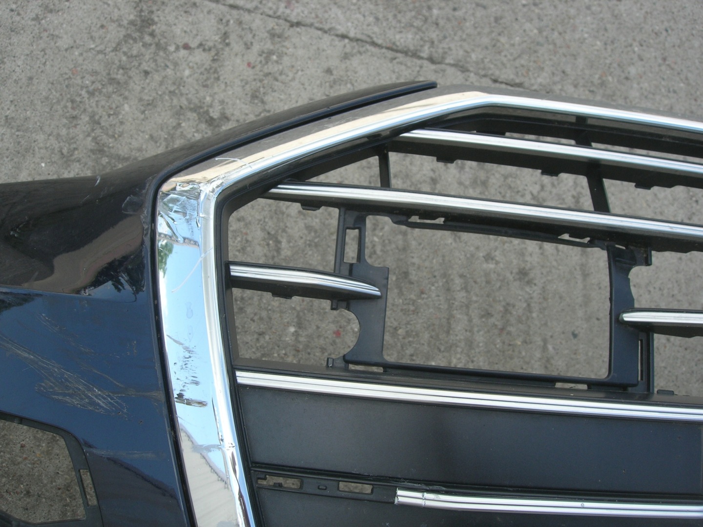 Audi A6 Kühlergrill FRONTGRILL Kühlergitter 4K0853651 - Thumbnail 5