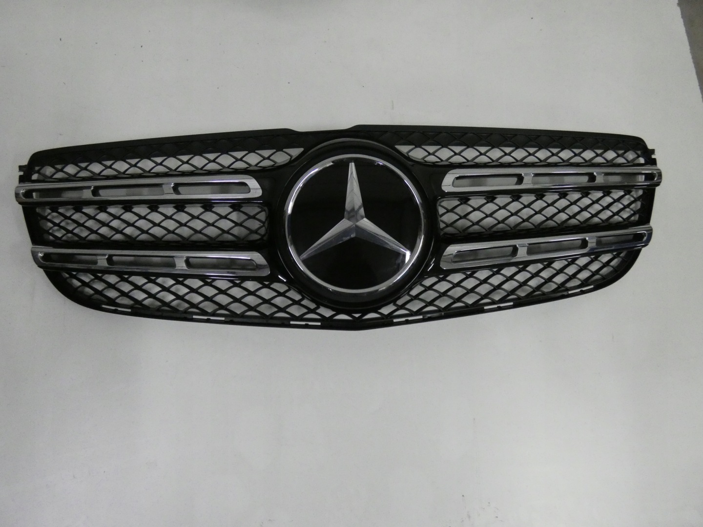 Mercedes-Benz GLS W167 Kühlergrill FRONTGRILL Kühlergitter - Thumbnail 1