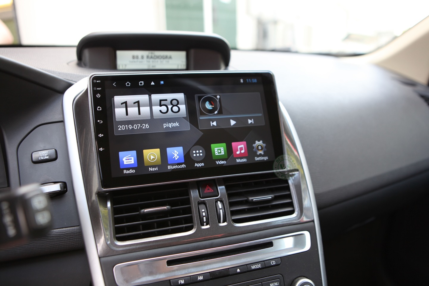 Tft панель volvo xc60