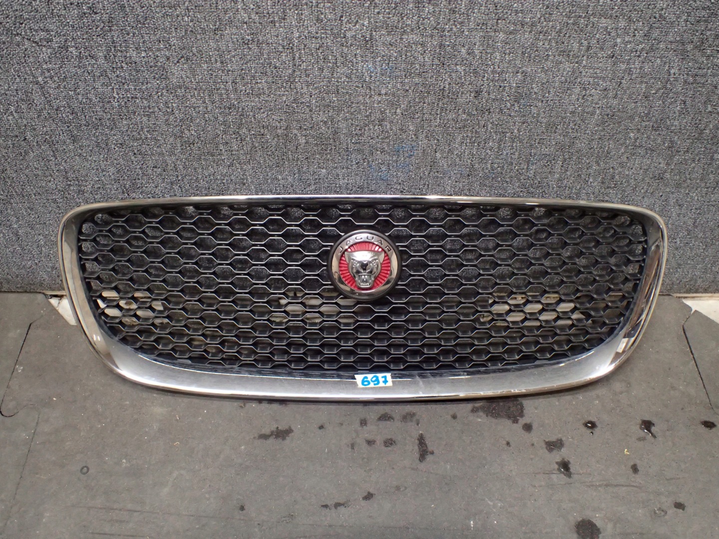 Jaguar XF X250 Kühlergrill FRONTGRILL Kühlergitter - Thumbnail 1