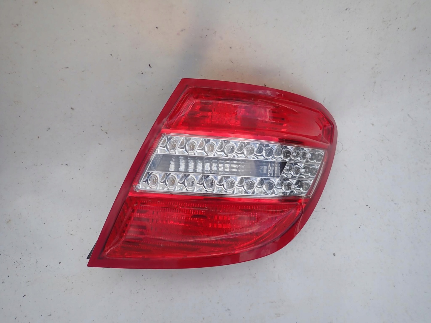 Mercedes-Benz C-Klasse W204 Rückleuchte Rearlamp - Thumbnail 1