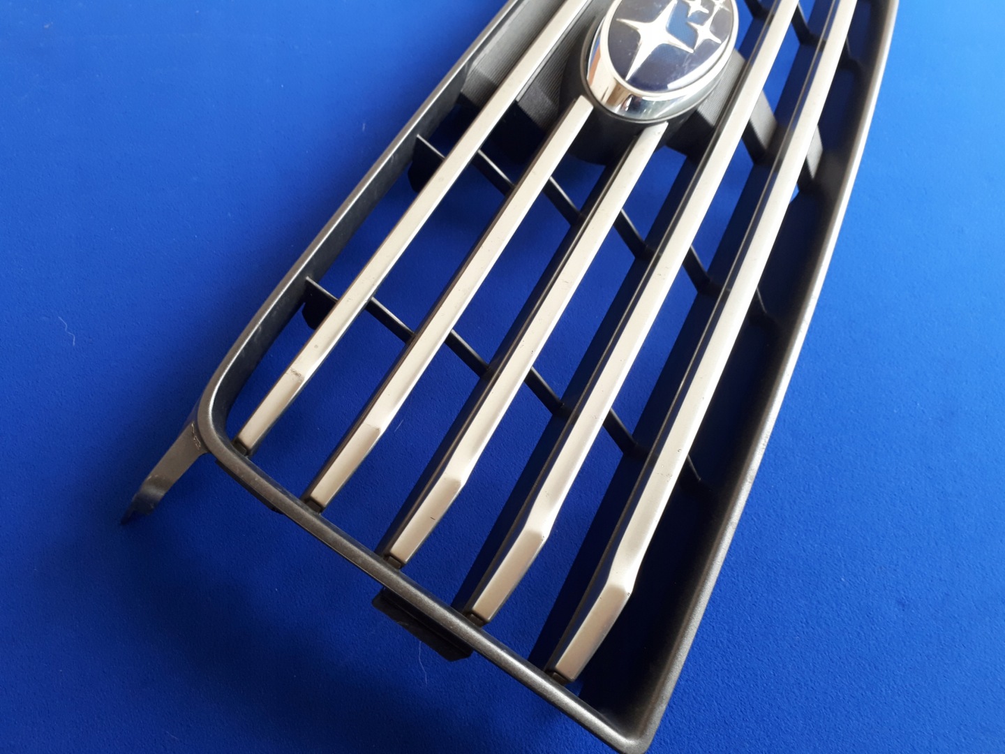 Subaru Forester SF Kühlergrill FRONTGRILL Kühlergitter - Thumbnail 2