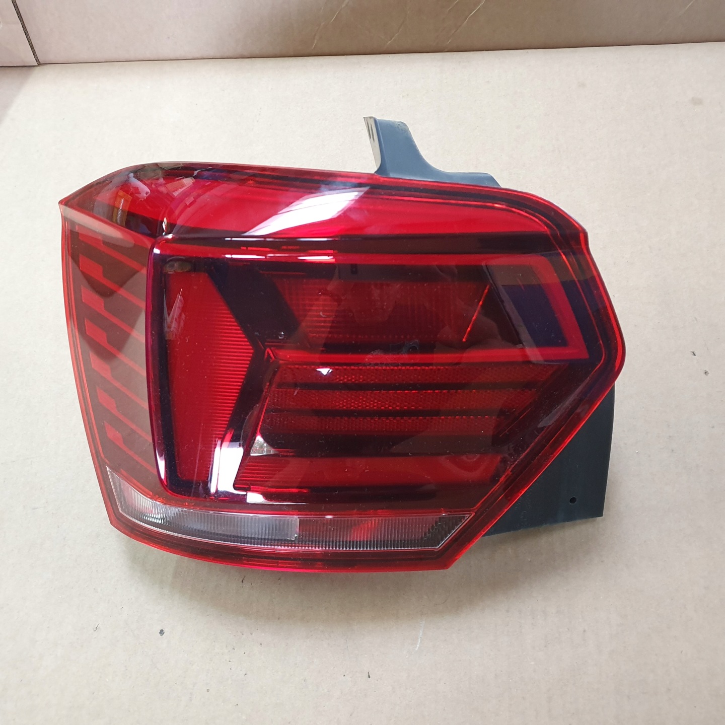 VW Polo 2G0 Rückleuchte 2G0945095 Rearlamp - Thumbnail 1