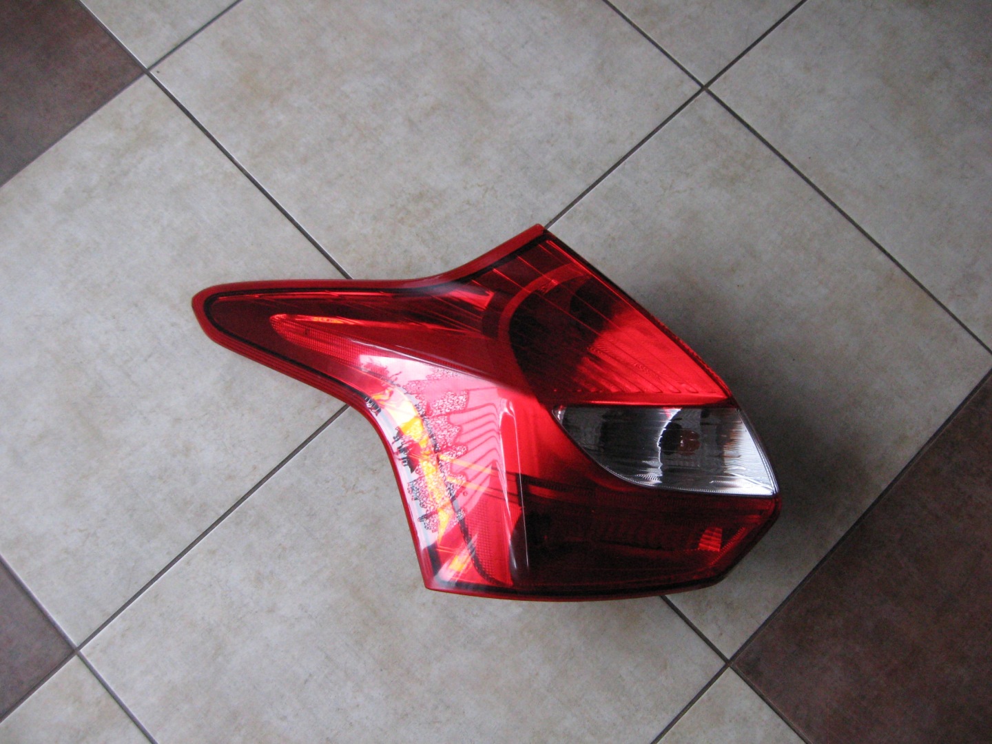 Ford Focus III Mk3 Rückleuchte Rearlamp - Thumbnail 1