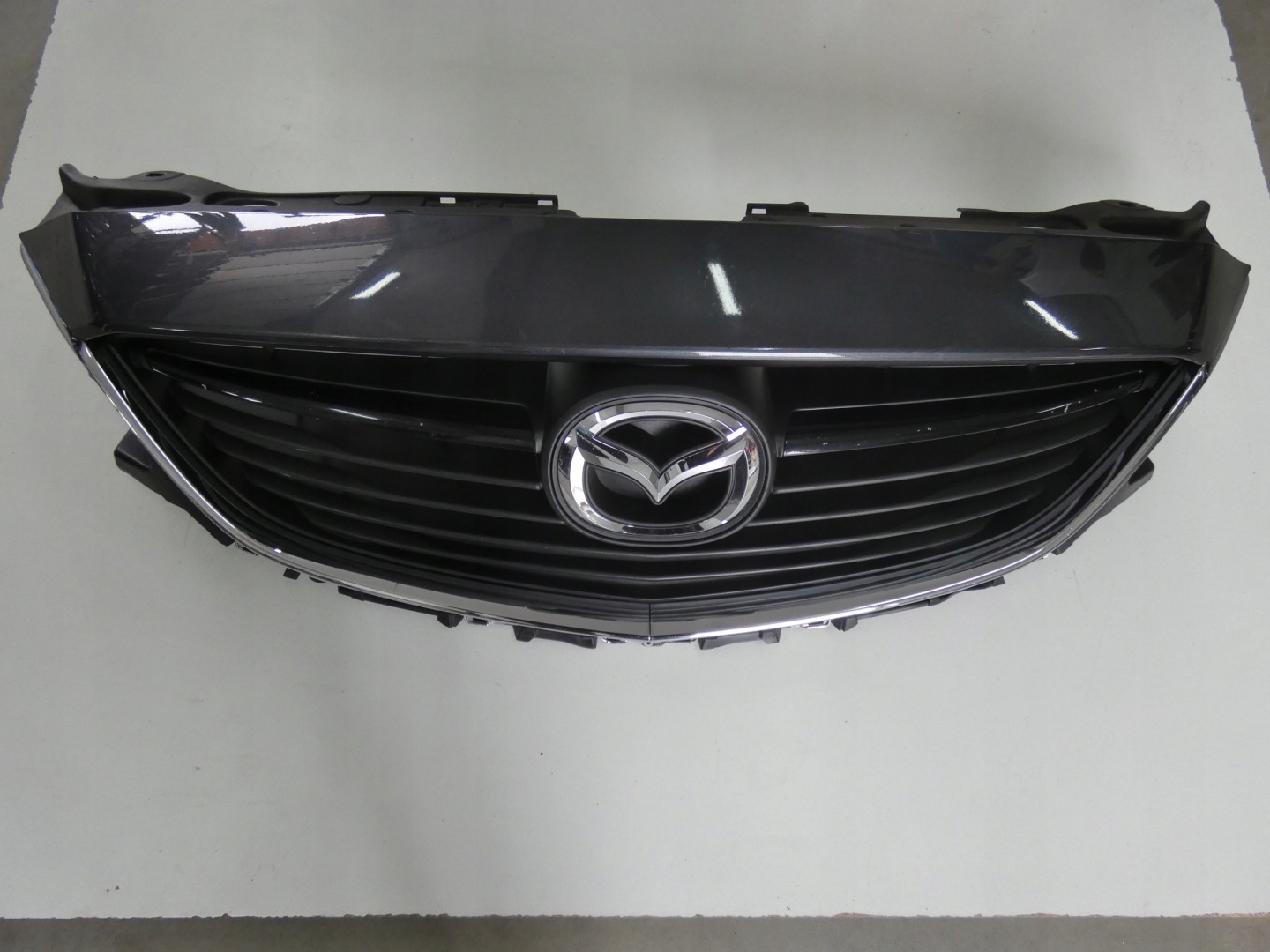 Mazda 6 GJ Kühlergrill FRONTGRILL Kühlergitter - Thumbnail 1