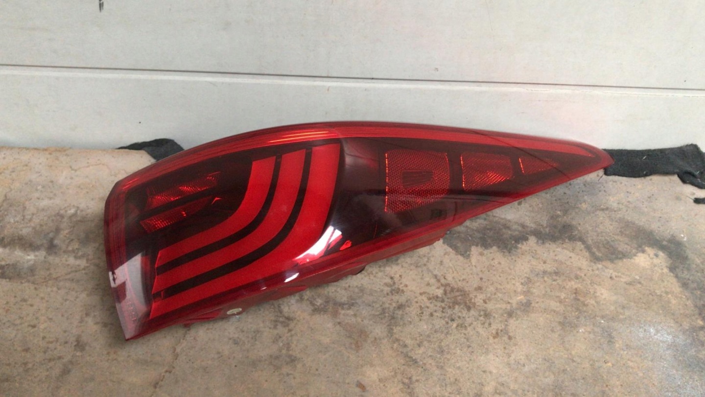 Kia Sportage JA Rückleuchte Rearlamp - Thumbnail 1