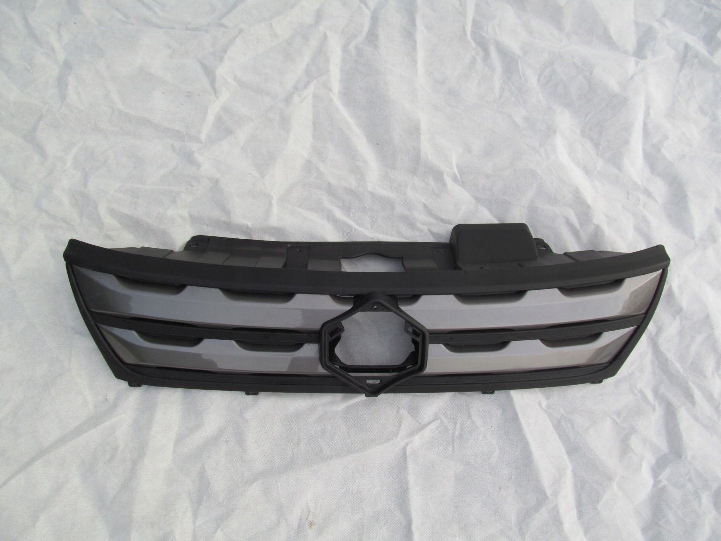 Suzuki Vitara I ET Kühlergrill FRONTGRILL Kühlergitter 7212154P0 - Thumbnail 2