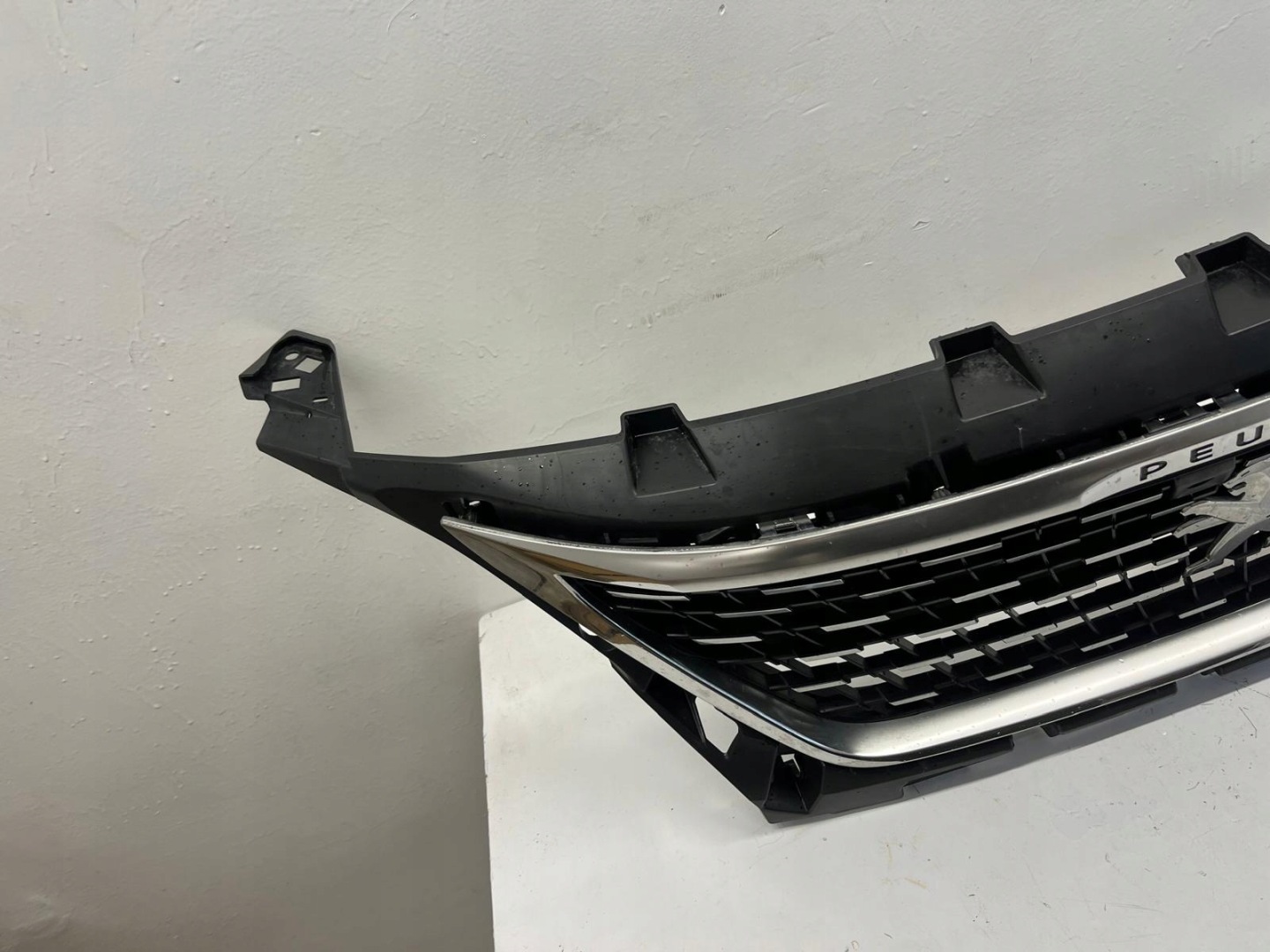 Peugeot 3008 Kühlergrill FRONTGRILL Kühlergitter 9815317777 - Thumbnail 6