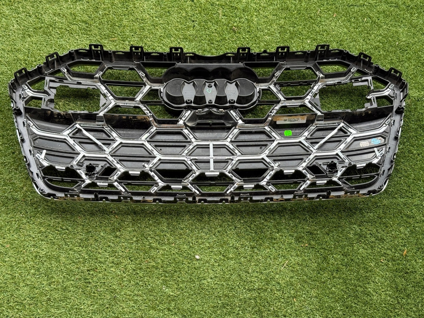 Audi A6 Kühlergrill FRONTGRILL Kühlergitter 4K0853651CB - Thumbnail 6
