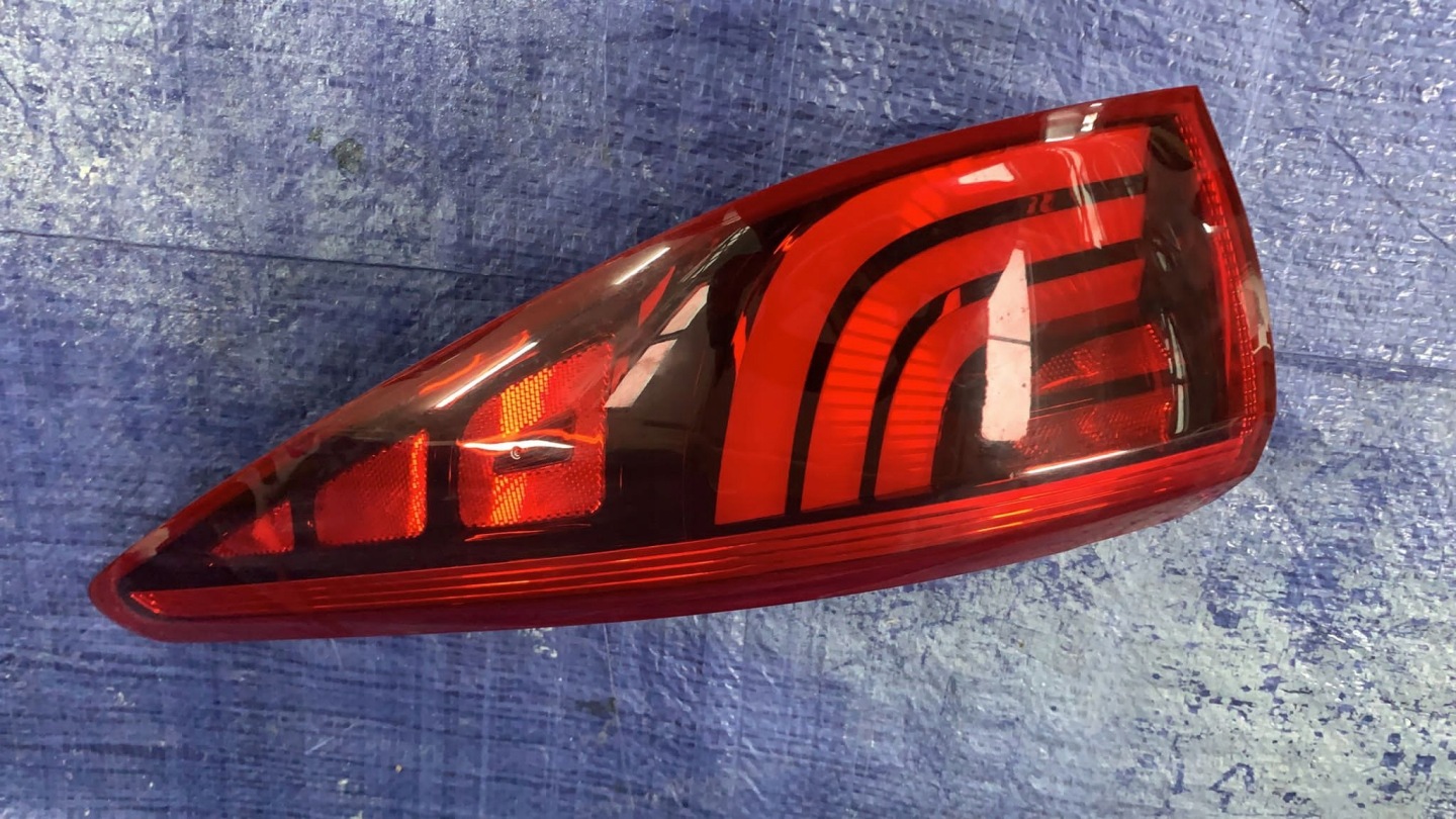 Kia Sportage JA Rückleuchte Rearlamp - Thumbnail 1