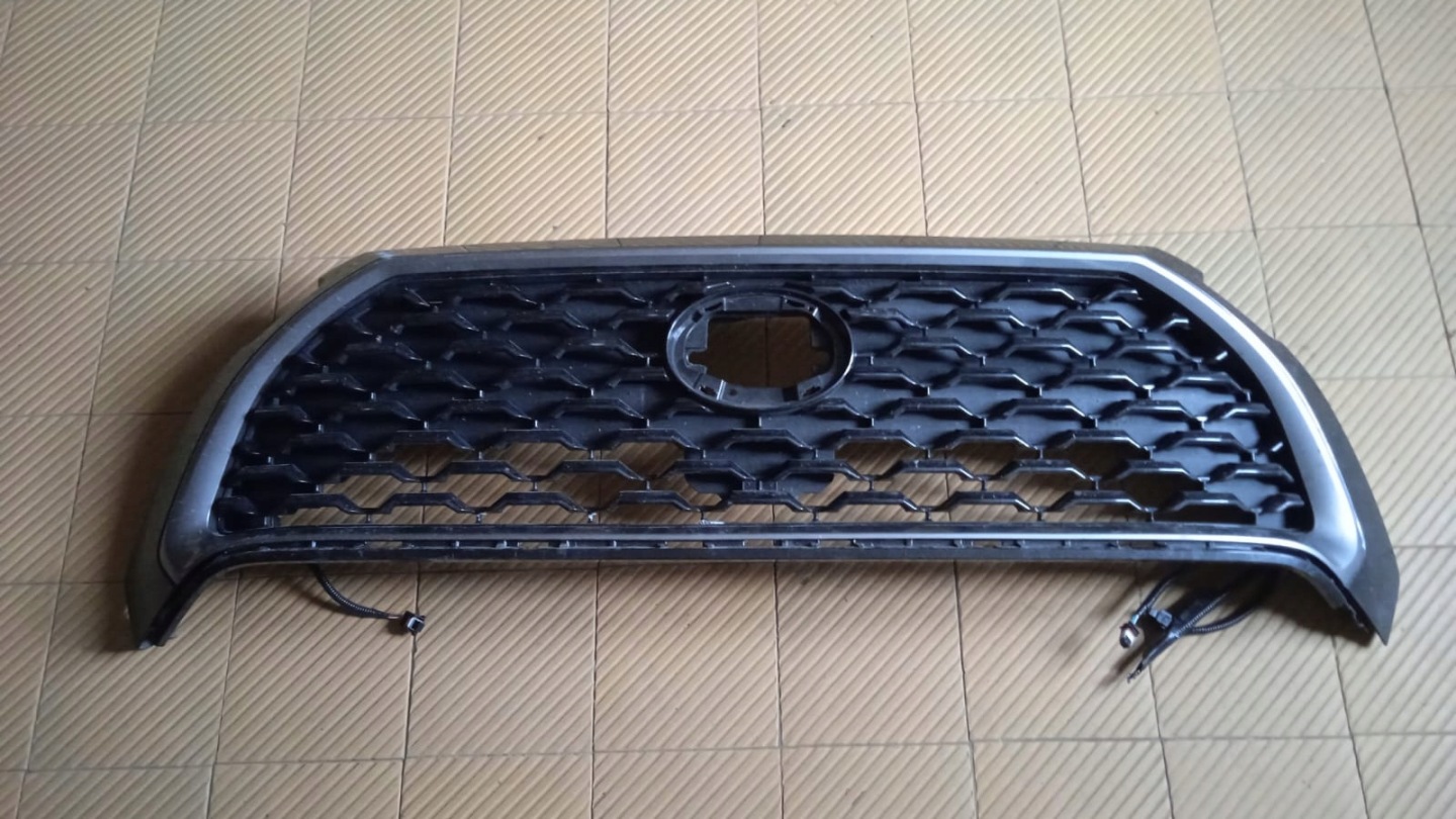 Toyota Corolla E170 Kühlergrill FRONTGRILL Kühlergitter 5310016010 - Thumbnail 1