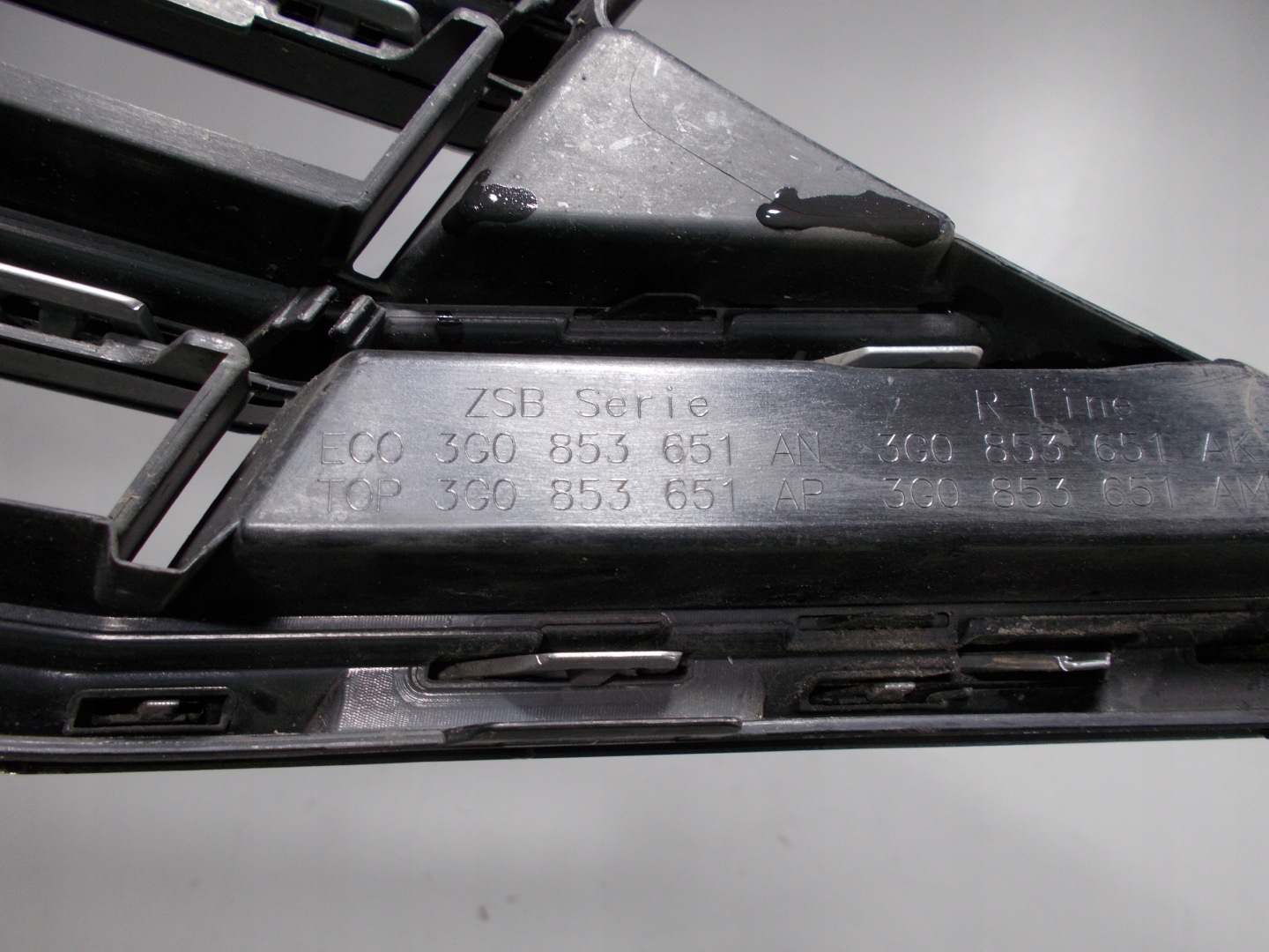 VW Passat B8 Kühlergrill FRONTGRILL Kühlergitter 3G0853651AN - Thumbnail 9