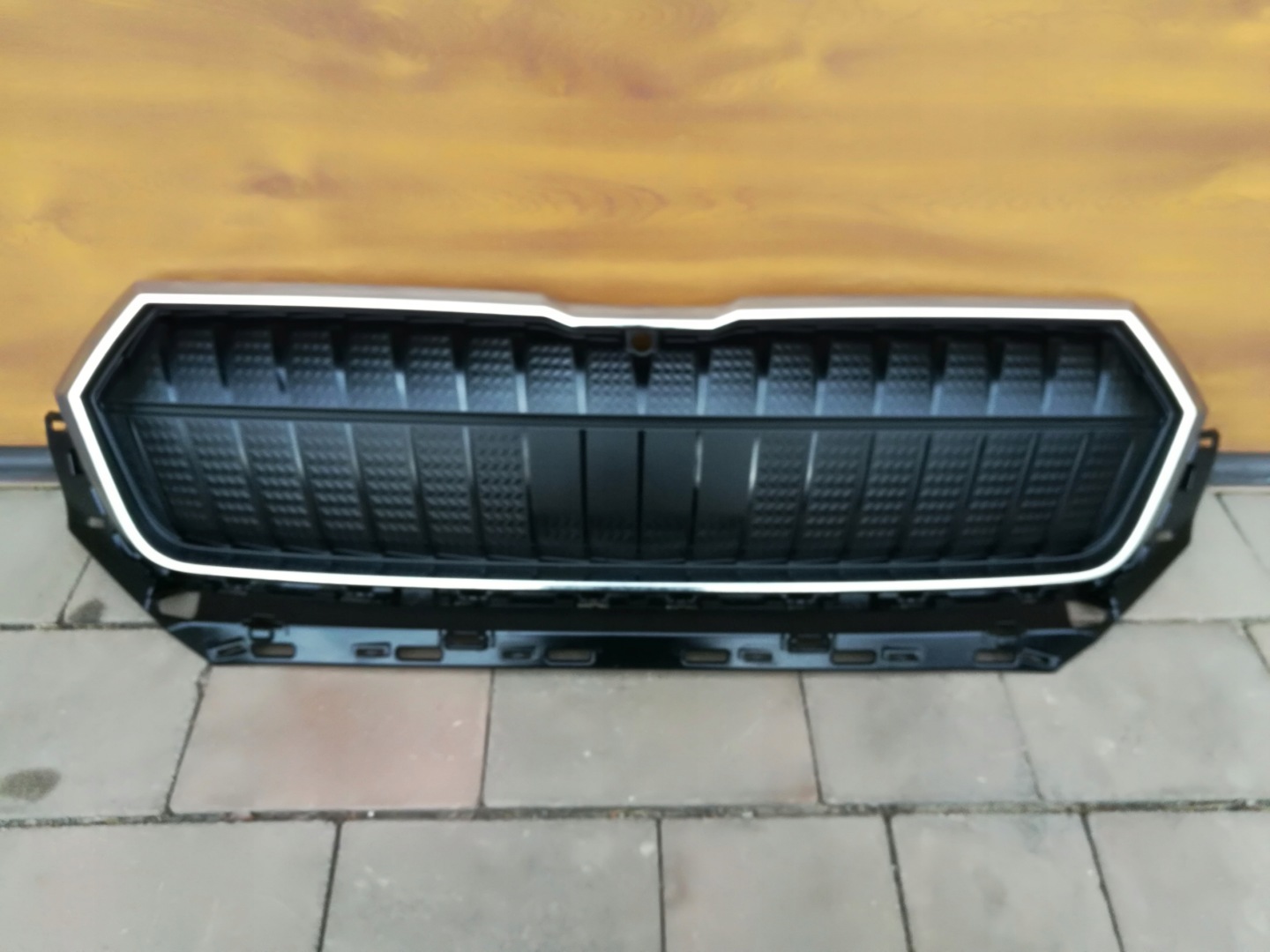Skoda Enyaq NY Kühlergrill FRONTGRILL Kühlergitter - Thumbnail 1