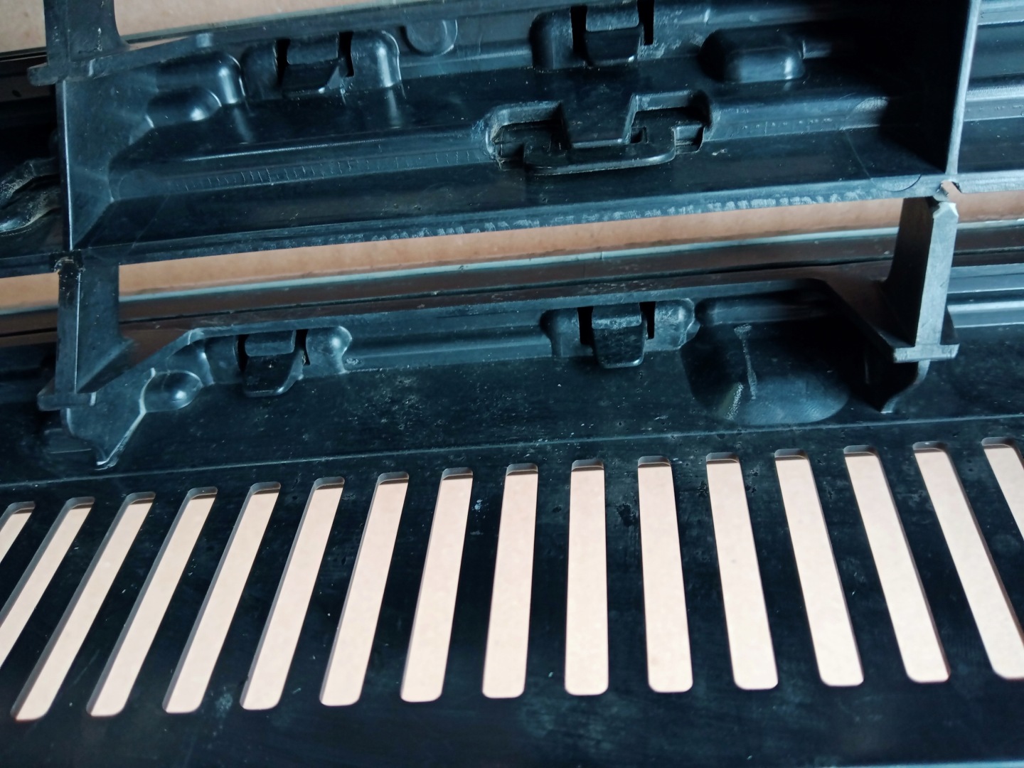 VW Touran 5T Kühlergrill FRONTGRILL Kühlergitter 5TA853651H - Thumbnail 6