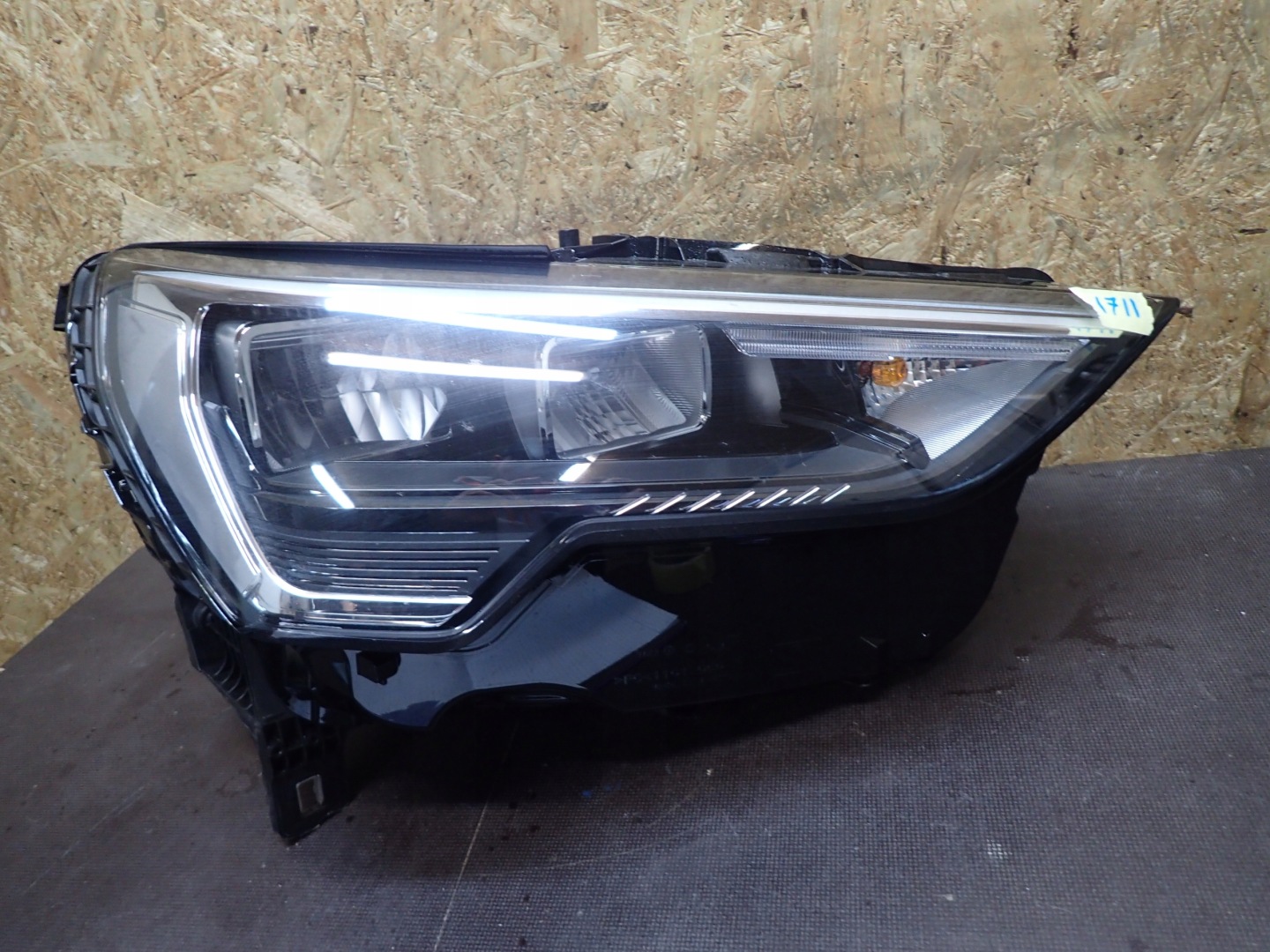 Frontscheinwerfer Audi Q3 83A941012 LED Rechts Scheinwerfer Headlight - Thumbnail 1
