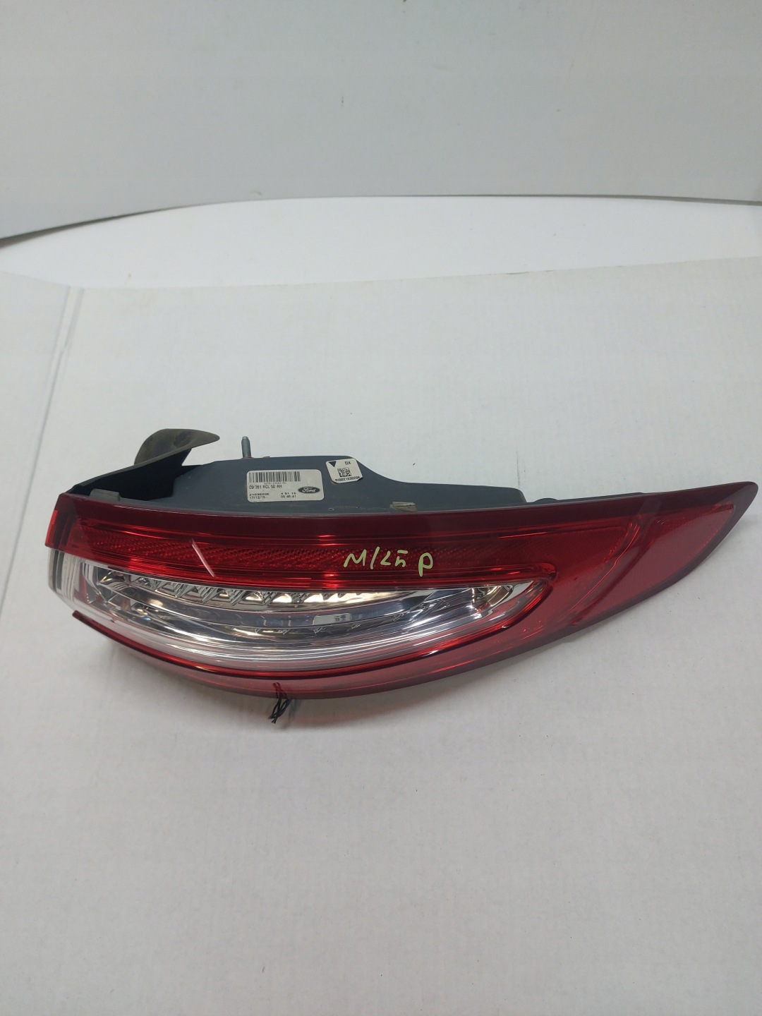Ford Mondeo V MK5 Rückleuchte Rearlamp - Thumbnail 1